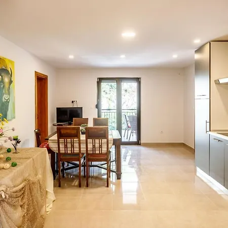 Apartment Sest Izvora-