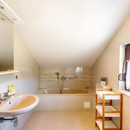 Sest Izvora- Apartmán Ruda