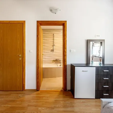 Sest Izvora-